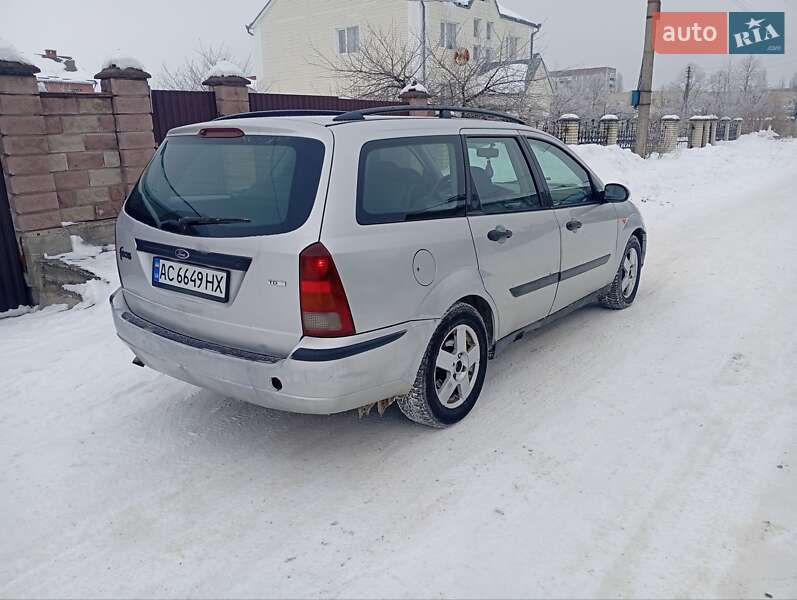Универсал Ford Focus 2003 в Вараше