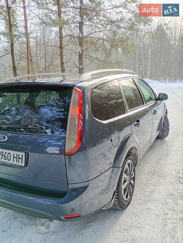 Универсал Ford Focus 2010 в Камне-Каширском