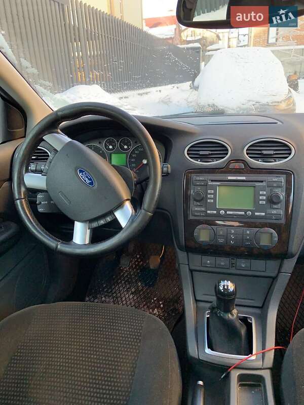 Хетчбек Ford Focus 2005 в Винниках фото 9 Хетчбек Ford Focus 2005 в Винниках