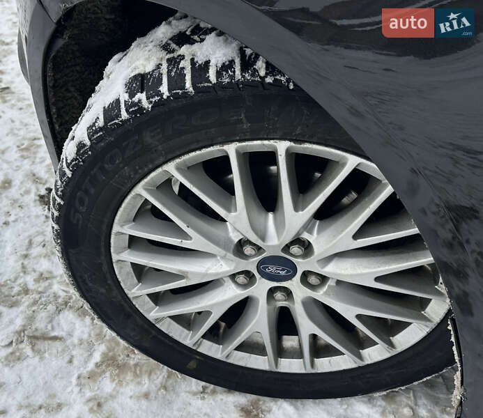 Седан Ford Focus 2012 в Дніпрі