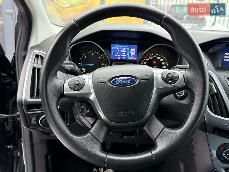 Хетчбек Ford Focus 2013 в Стрию