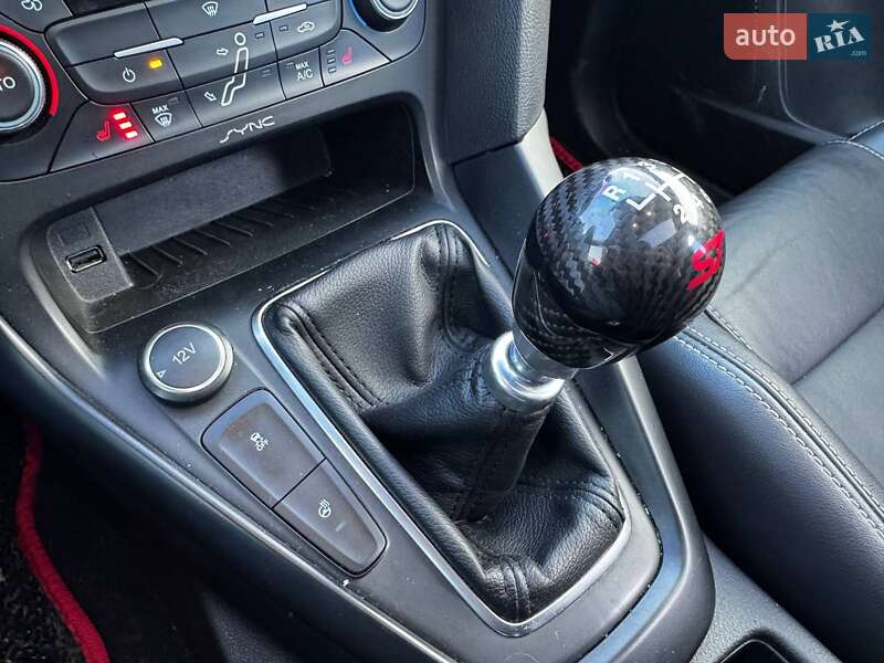 Хетчбек Ford Focus 2016 в Києві фото 17 Хетчбек Ford Focus 2016 в Києві