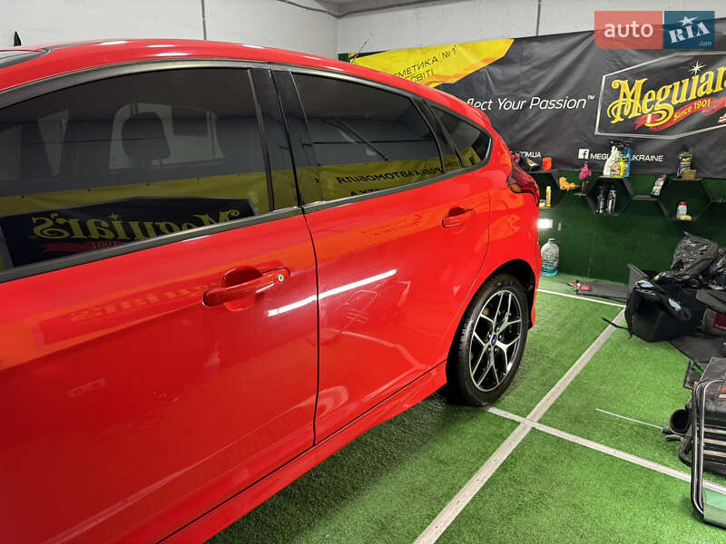 Хэтчбек Ford Focus 2016 в Киеве фото 5 Хэтчбек Ford Focus 2016 в Киеве