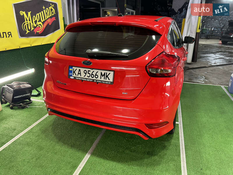 Хэтчбек Ford Focus 2016 в Киеве фото 7 Хэтчбек Ford Focus 2016 в Киеве