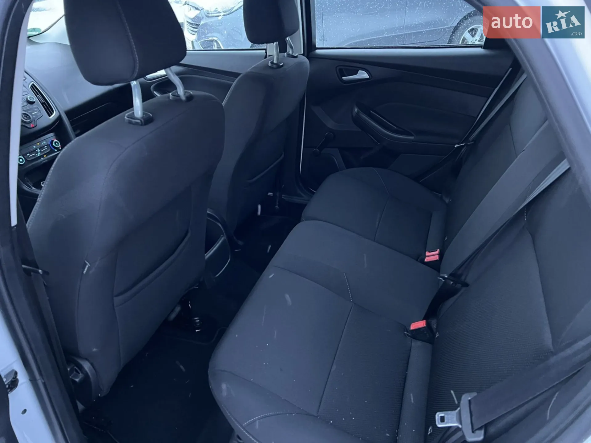 2017 Ford Focus - мініатюра 9