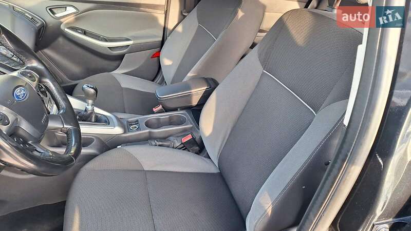 Универсал Ford Focus 2012 в Харькове фото 6 Универсал Ford Focus 2012 в Харькове