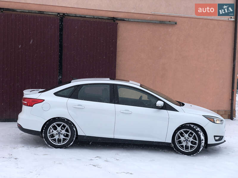Хетчбек Ford Focus 2015 в Львові