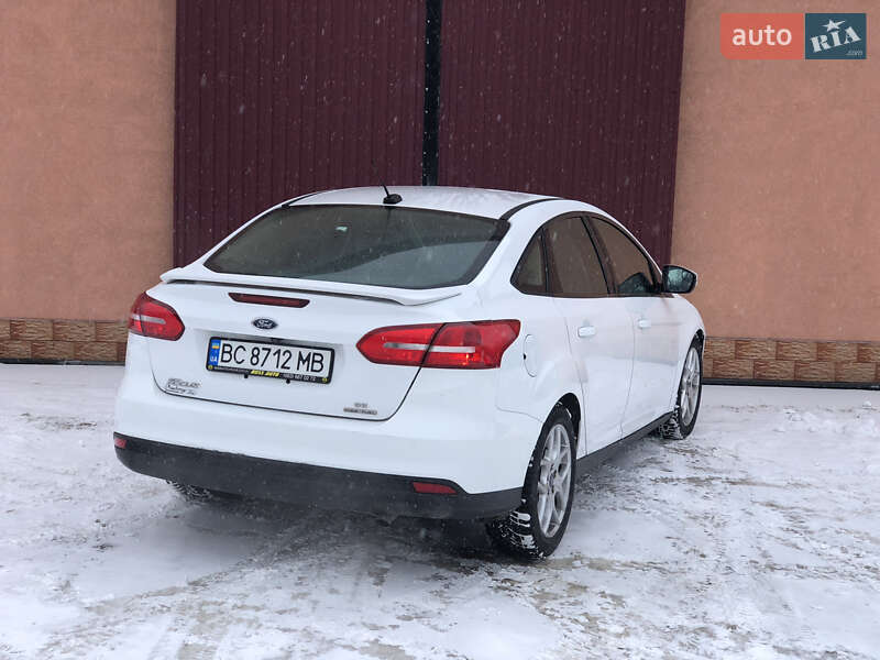 Хетчбек Ford Focus 2015 в Львові