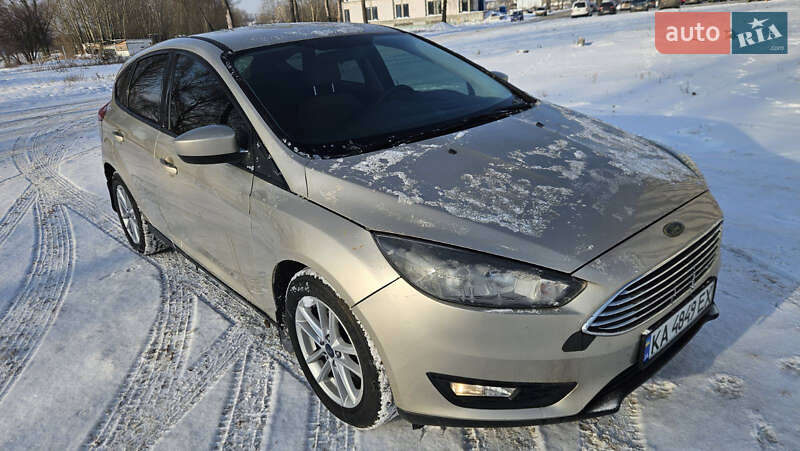 Хэтчбек Ford Focus 2017 в Киеве фото Хэтчбек Ford Focus 2017 в Киеве