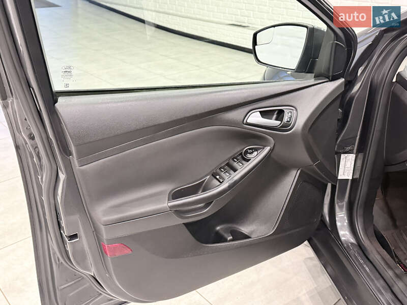 Седан Ford Focus 2015 в Одесі фото 26 Седан Ford Focus 2015 в Одесі
