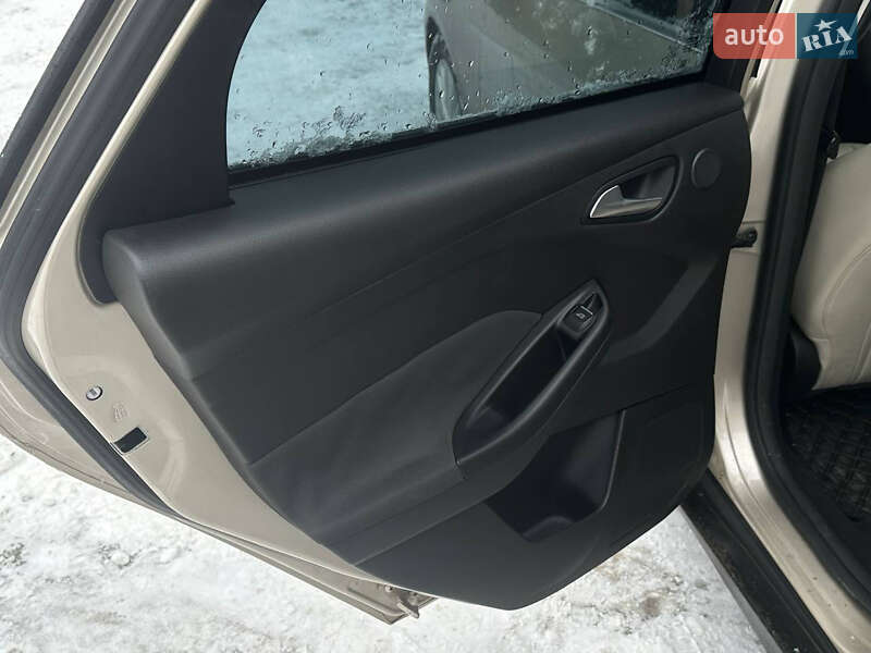 Седан Ford Focus 2018 в Черновцах