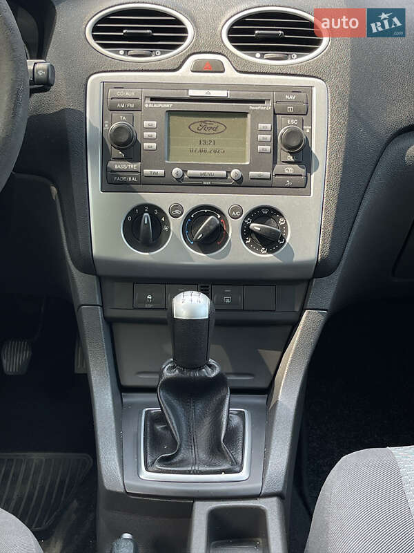 Універсал Ford Focus 2006 в Шепетівці фото 4 Універсал Ford Focus 2006 в Шепетівці