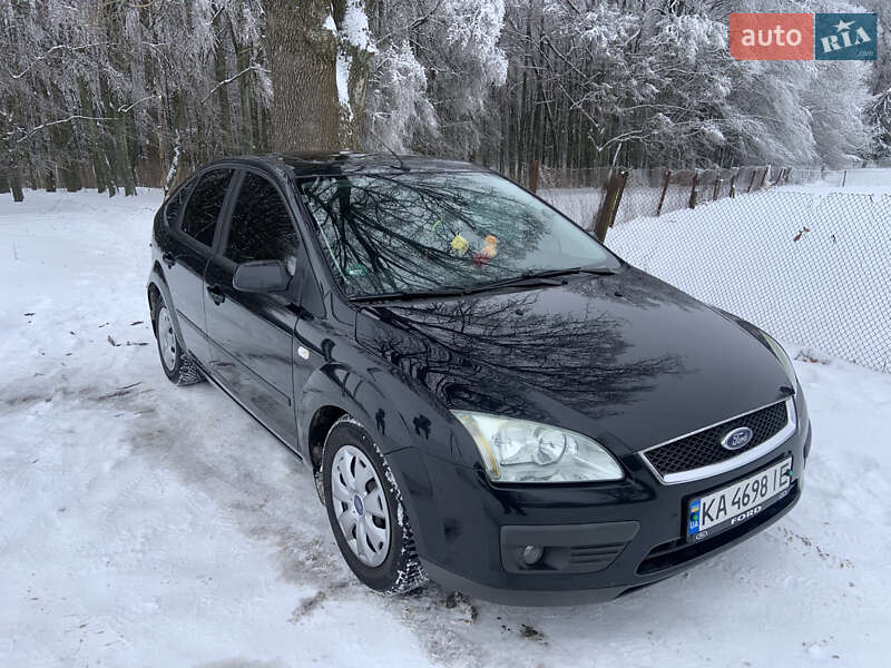 Хэтчбек Ford Focus 2005 в Киеве фото 10 Хэтчбек Ford Focus 2005 в Киеве