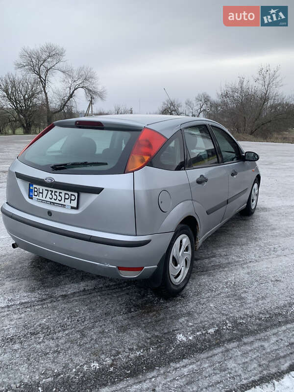 Хетчбек Ford Focus 2003 в Захарівці фото 4 Хетчбек Ford Focus 2003 в Захарівці