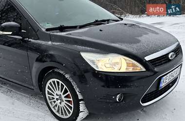 Универсал Ford Focus 2008 в Долинской