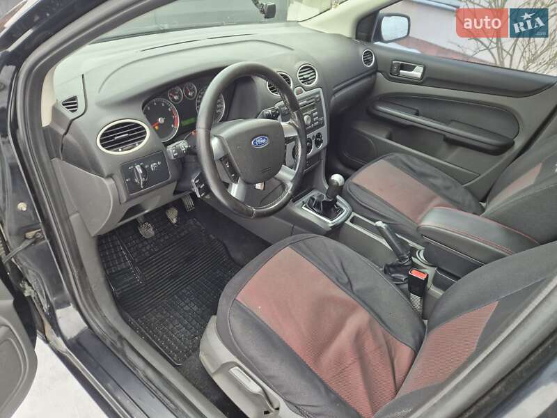 Седан Ford Focus 2006 в Львові фото 6 Седан Ford Focus 2006 в Львові