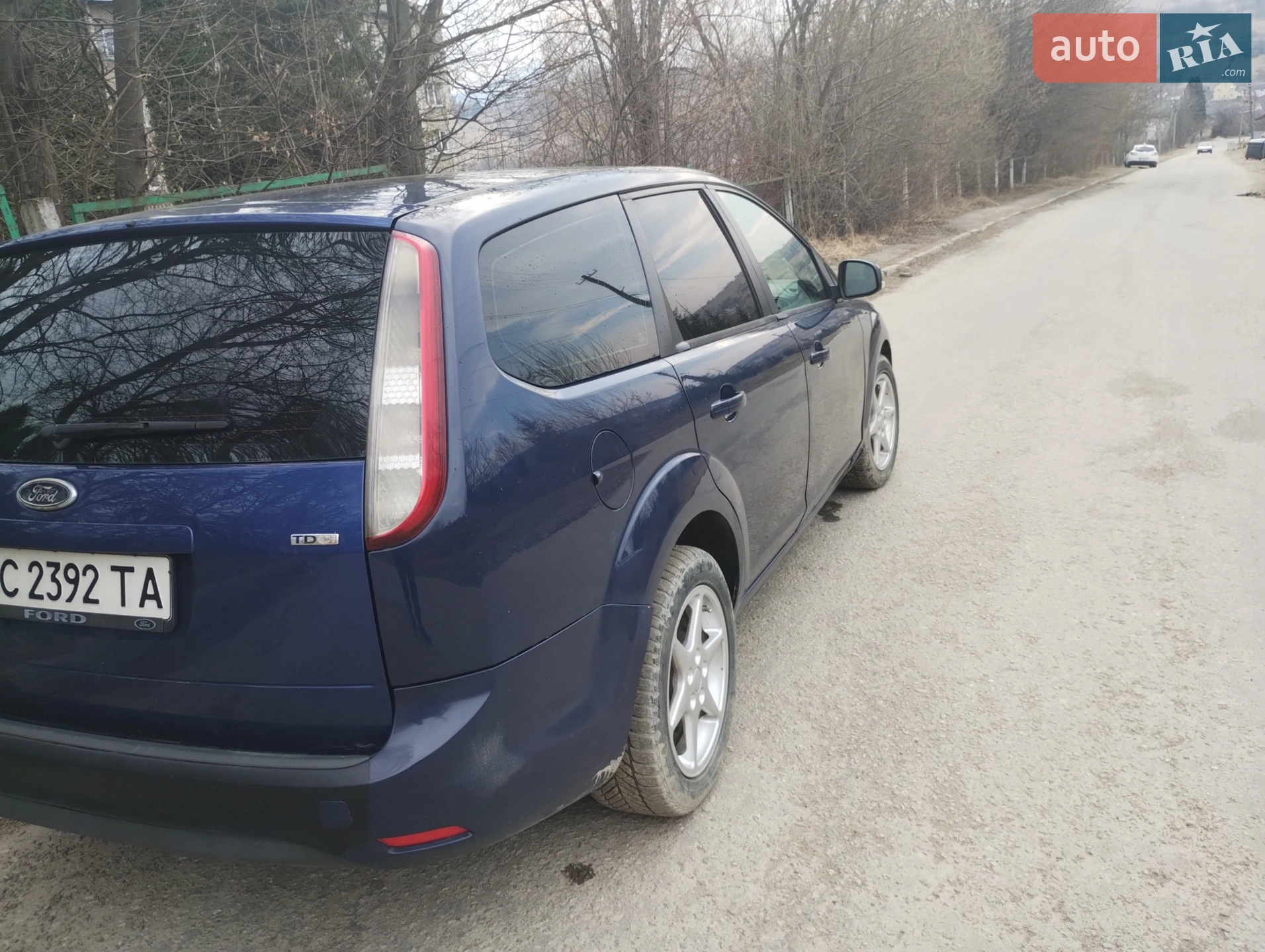 2010 Ford Focus - мініатюра 4