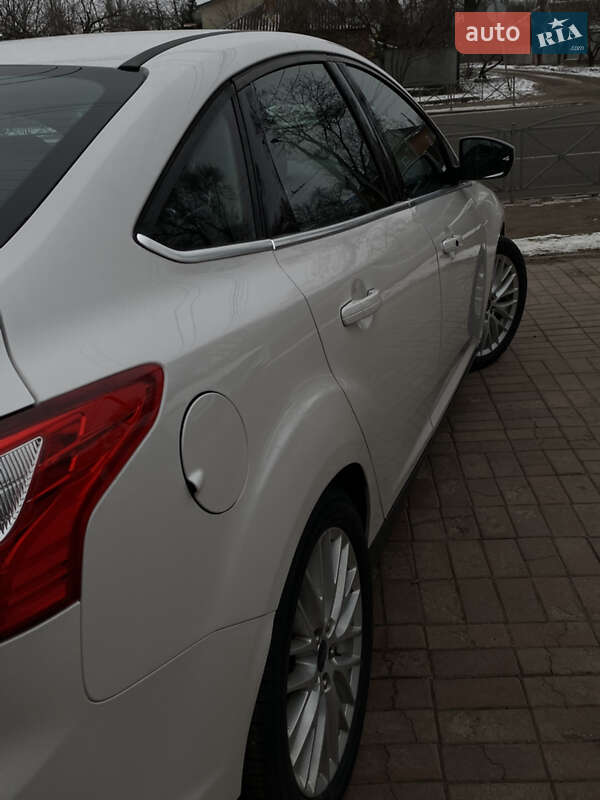 Седан Ford Focus 2014 в Кропивницком