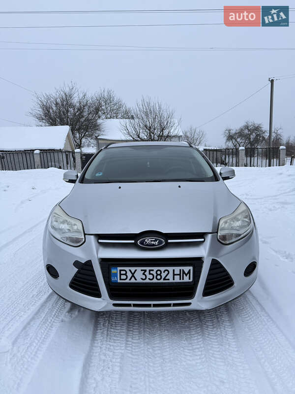 Универсал Ford Focus 2011 в Полонном фото 2 Универсал Ford Focus 2011 в Полонном