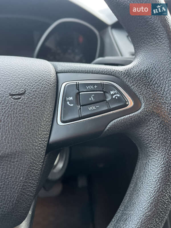 Седан Ford Focus 2015 в Николаеве