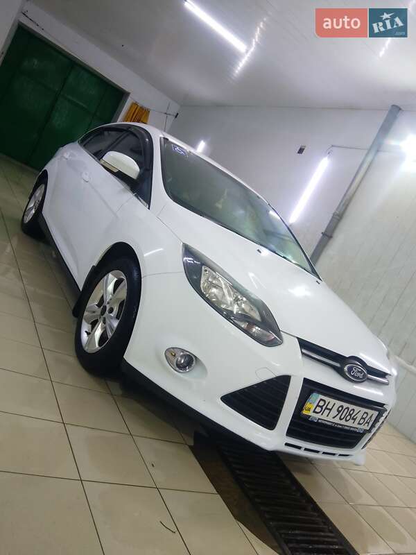 Хэтчбек Ford Focus 2013 в Одессе