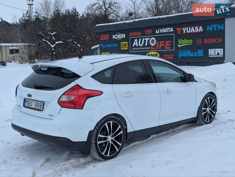 Хетчбек Ford Focus 2011 в Радивиліві фото 5 Хетчбек Ford Focus 2011 в Радивиліві