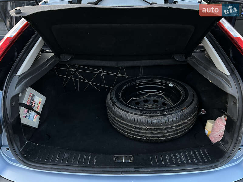Хетчбек Ford Focus 2007 в Львові фото 6 Хетчбек Ford Focus 2007 в Львові