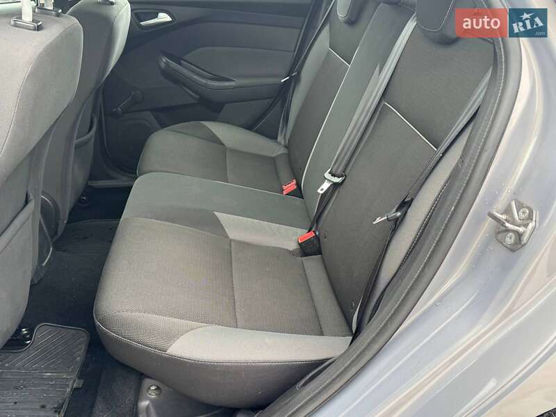 Хэтчбек Ford Focus 2013 в Киеве