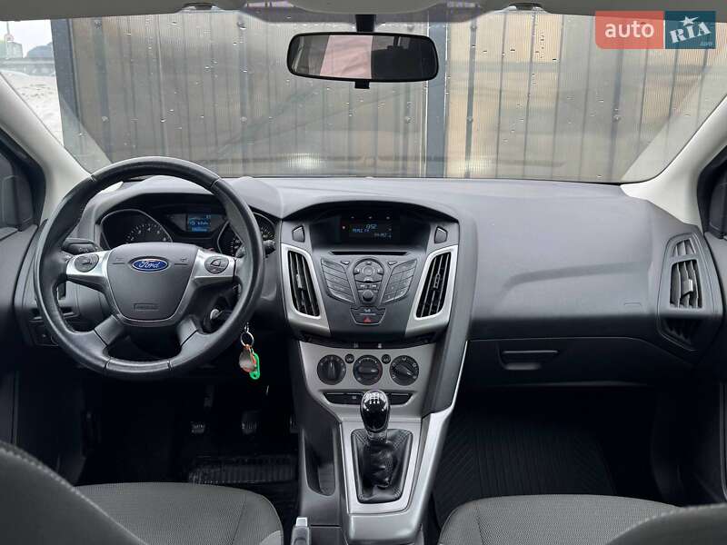 Хэтчбек Ford Focus 2013 в Киеве