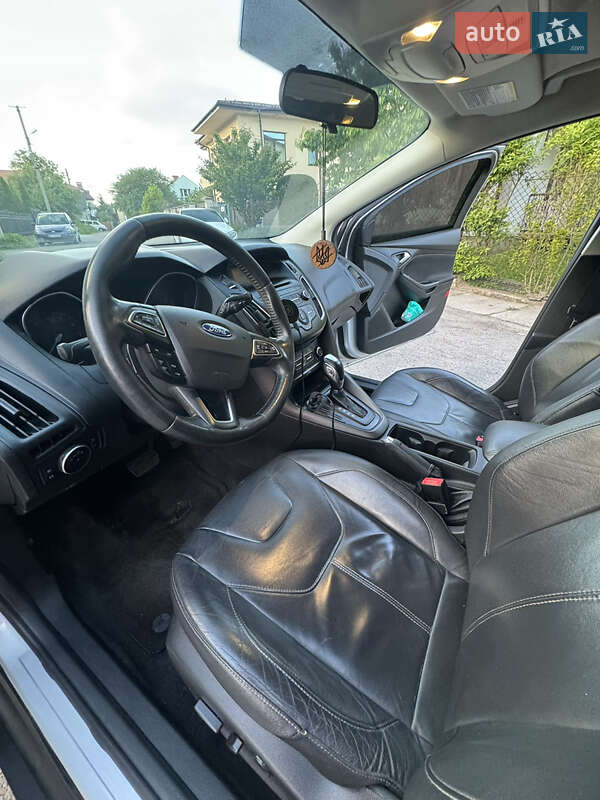 Хетчбек Ford Focus 2016 в Львові фото 10 Хетчбек Ford Focus 2016 в Львові