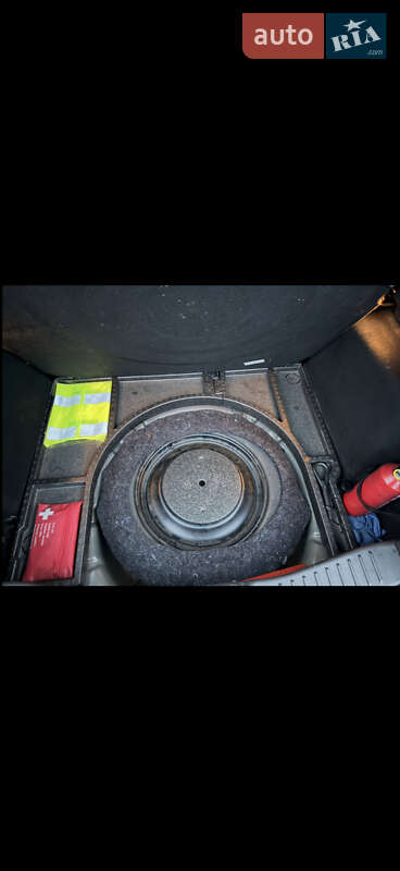 Хетчбек Ford Focus 2011 в Врадіївці фото 12 Хетчбек Ford Focus 2011 в Врадіївці