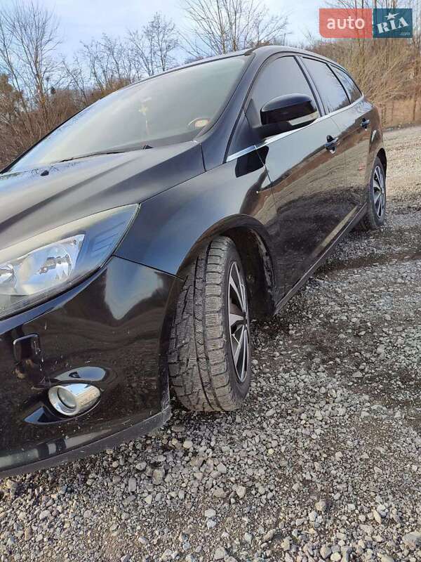 Универсал Ford Focus 2011 в Почаеве