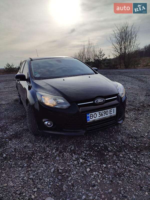 Универсал Ford Focus 2011 в Почаеве