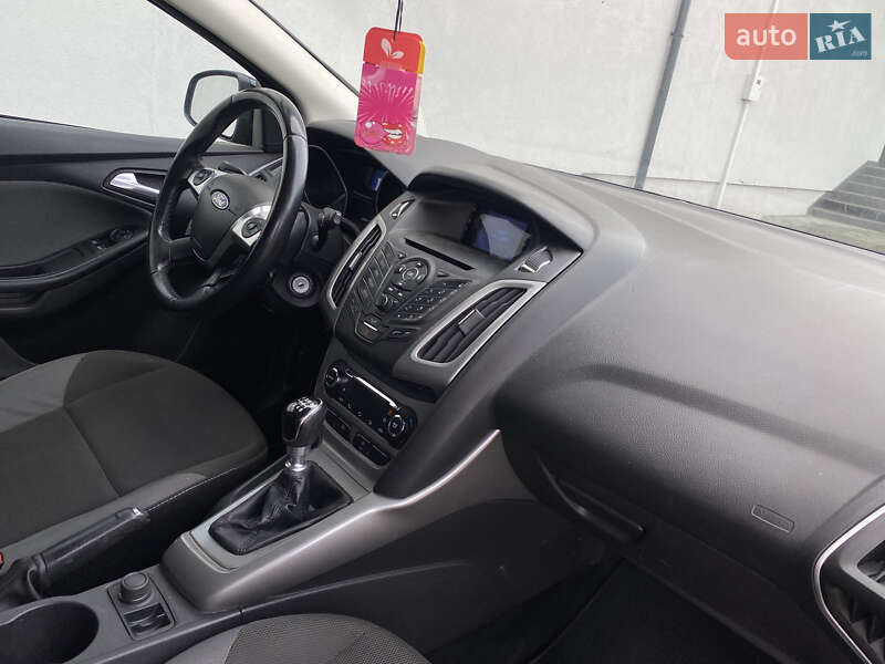 Універсал Ford Focus 2013 в Вознесенську