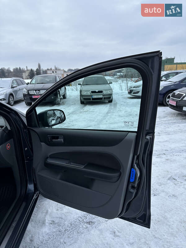 Универсал Ford Focus 2009 в Ровно