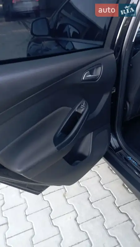Ford Focus 2018 VIN WF06XXGCC6JJ46819 фото оголошення 11 з 45