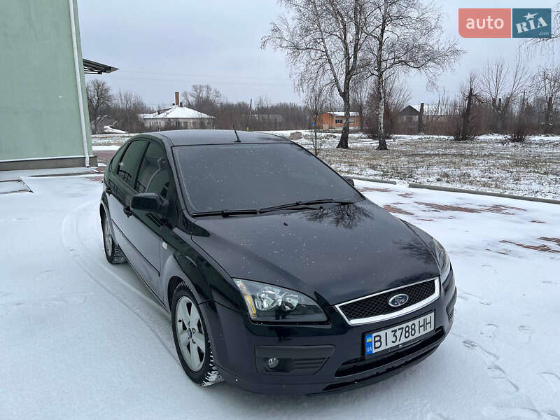 Хэтчбек Ford Focus 2005 в Полтаве