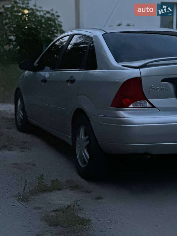 Седан Ford Focus 2001 в Харькове