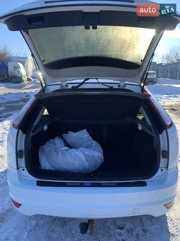 Хэтчбек Ford Focus 2008 в Хмельницком