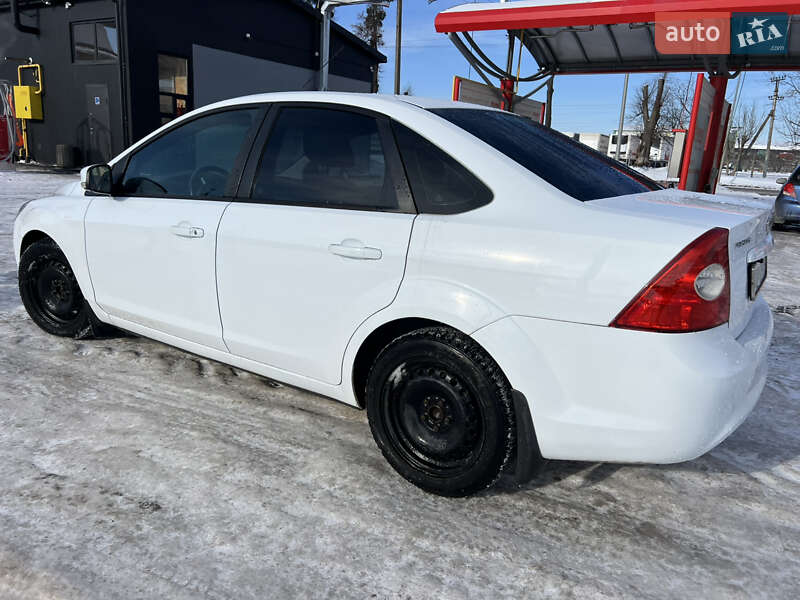 Седан Ford Focus 2011 в Виннице