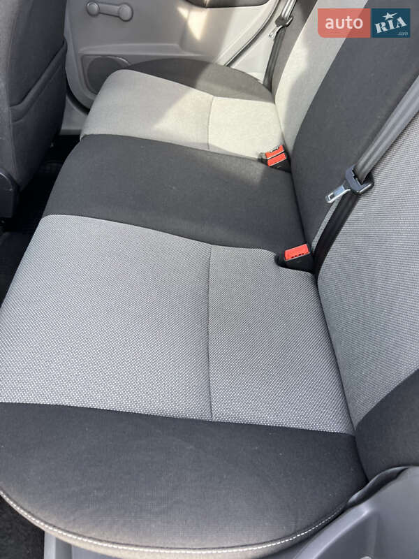 Седан Ford Focus 2011 в Виннице