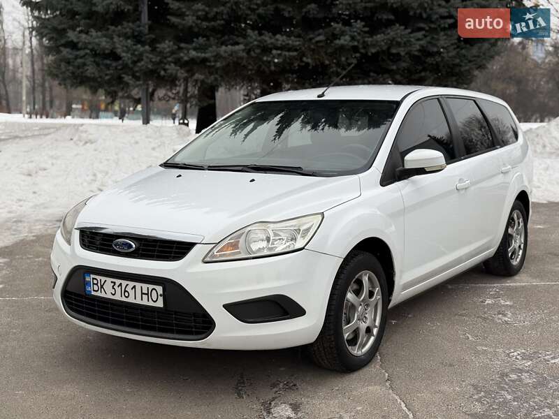 Универсал Ford Focus 2010 в Ровно