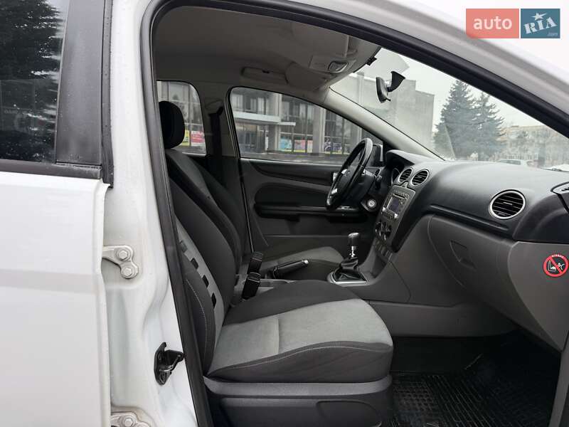 Универсал Ford Focus 2010 в Ровно