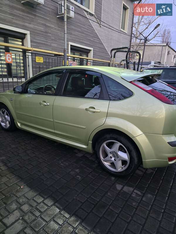 Хэтчбек Ford Focus 2007 в Одессе