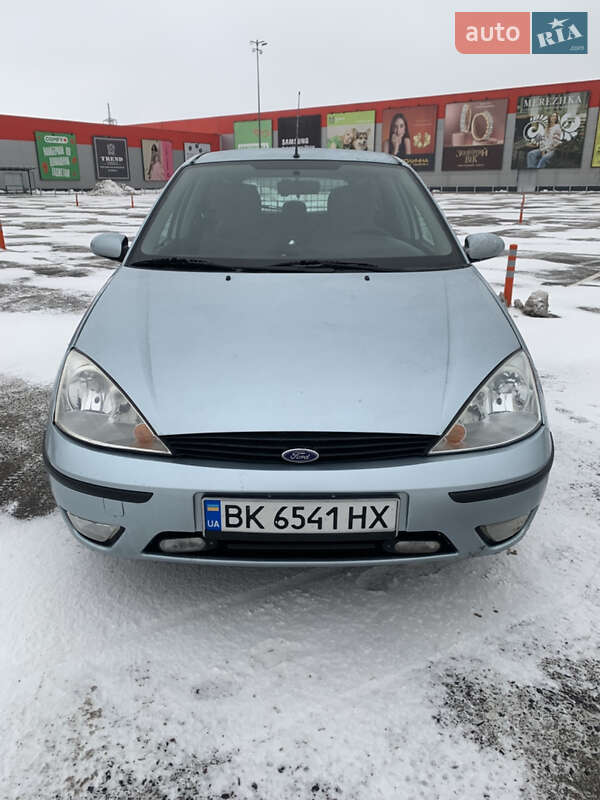 Хетчбек Ford Focus 2003 в Рівному фото 3 Хетчбек Ford Focus 2003 в Рівному