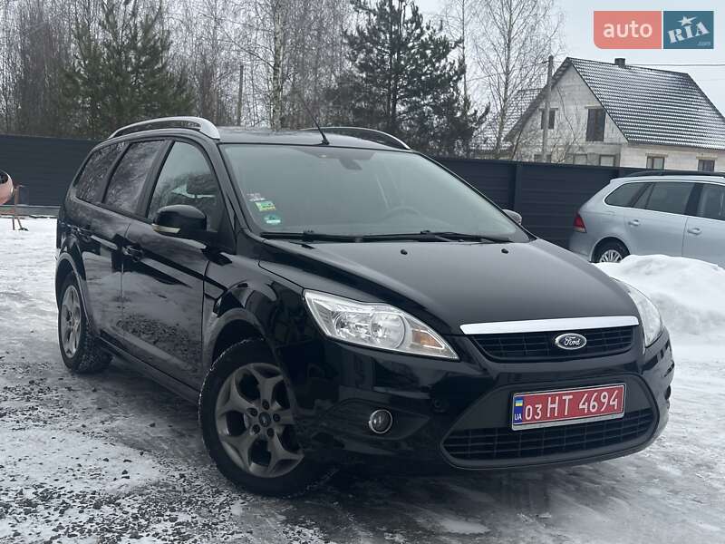 Универсал Ford Focus 2011 в Любешове