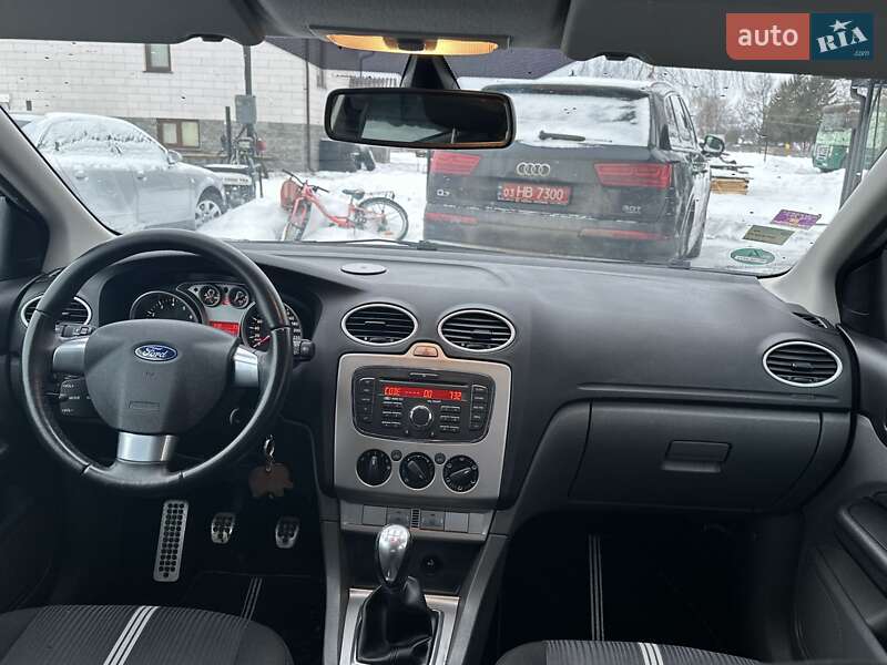 Универсал Ford Focus 2011 в Любешове