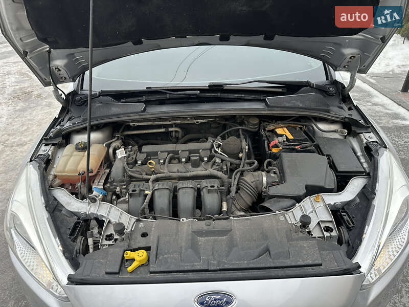 Хетчбек Ford Focus 2015 в Полтаві фото 21 Хетчбек Ford Focus 2015 в Полтаві