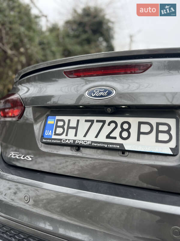 Седан Ford Focus 2016 в Одессе