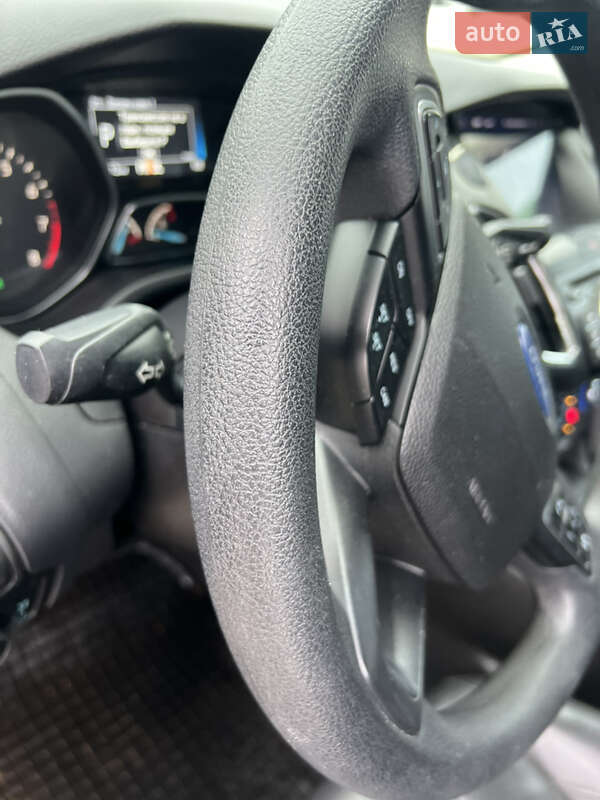 Седан Ford Focus 2016 в Одессе